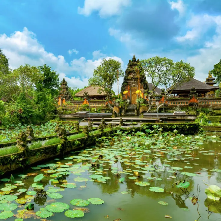 Ubud-Palace-Gardens-and-Temple