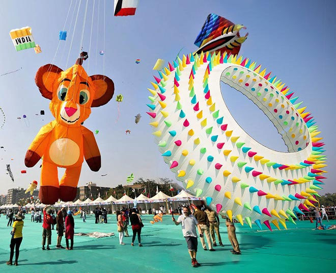 Makar-Sankranti-and-Gujarat-Kite-Festival