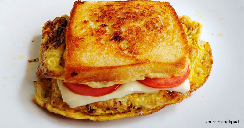 Omelette-sandwich