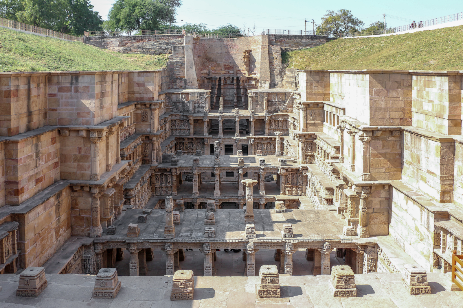 Cradle of Subterranean Splendor – Revealing the Royalty of ‘Rani Ki Vav’