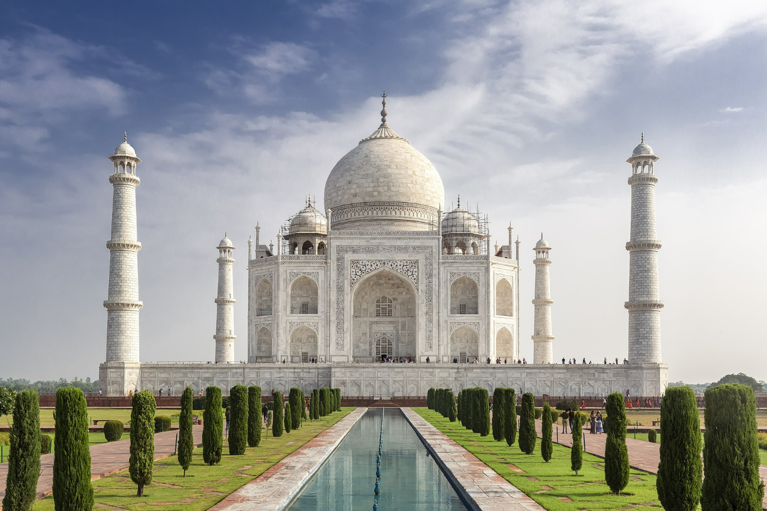 Taj Mahal Beyond Romance: A History of Mughal Grandeur and Architectural Genius