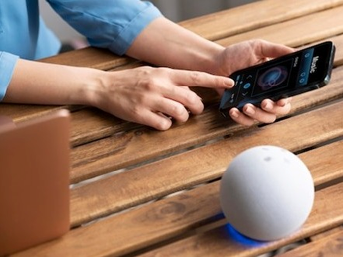 Amazon Echo Dot (5th Gen): Bring Home Cutting-Edge Technology of a Speaker
