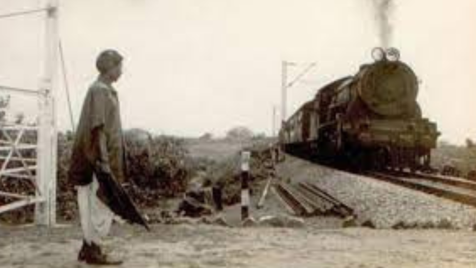 #3 The ‘Grand Trunk Express’: Unveiling India’s iconic luxury train (Indian Railways Series)