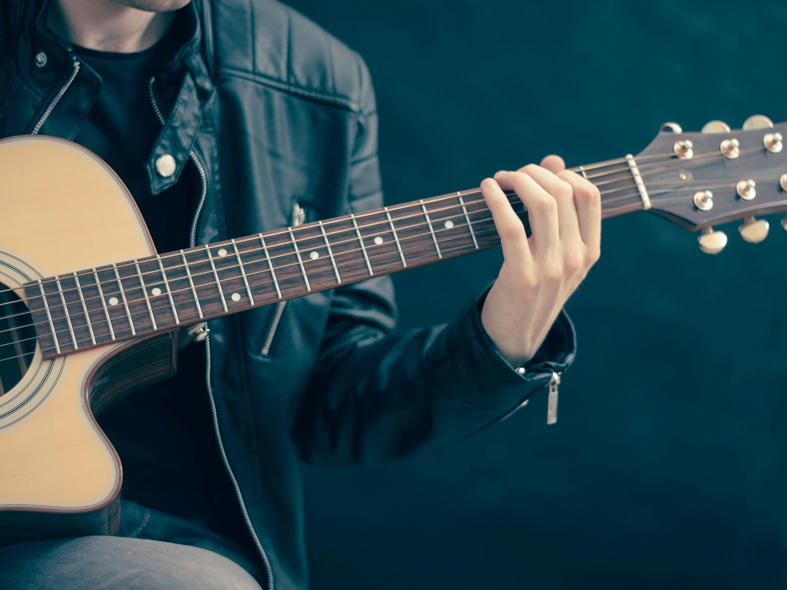 Drive in Saturday to Cloudbusting: 6 Best Uniquely Crafted Songs Inspired by Science!